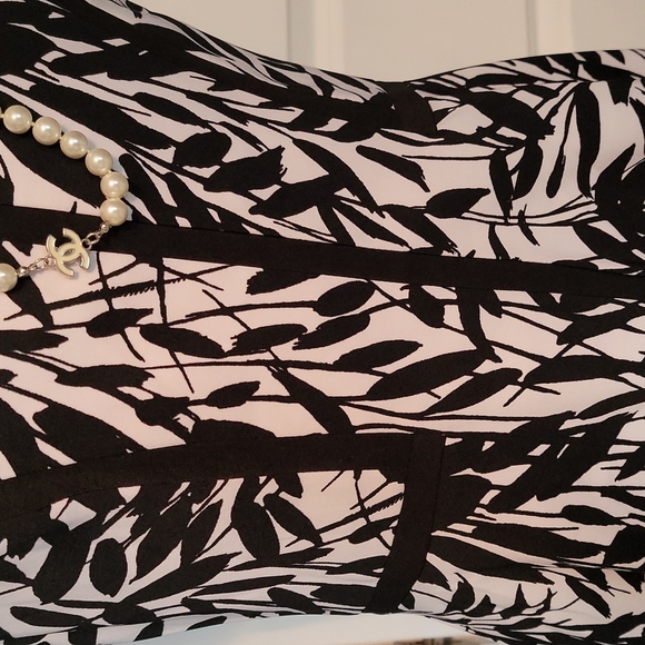 London Times Black & White Dress - Picture 2 of 7